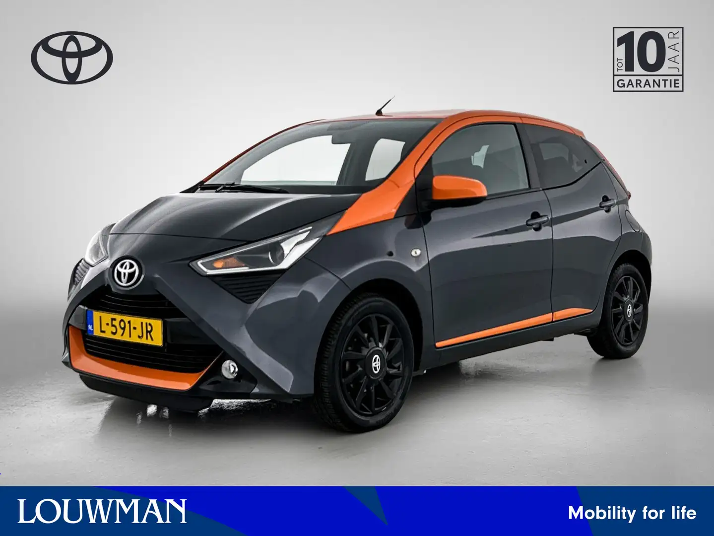 Toyota Aygo 1.0 VVT-i x-JBL | Climate Control | Camera | Grijs - 1