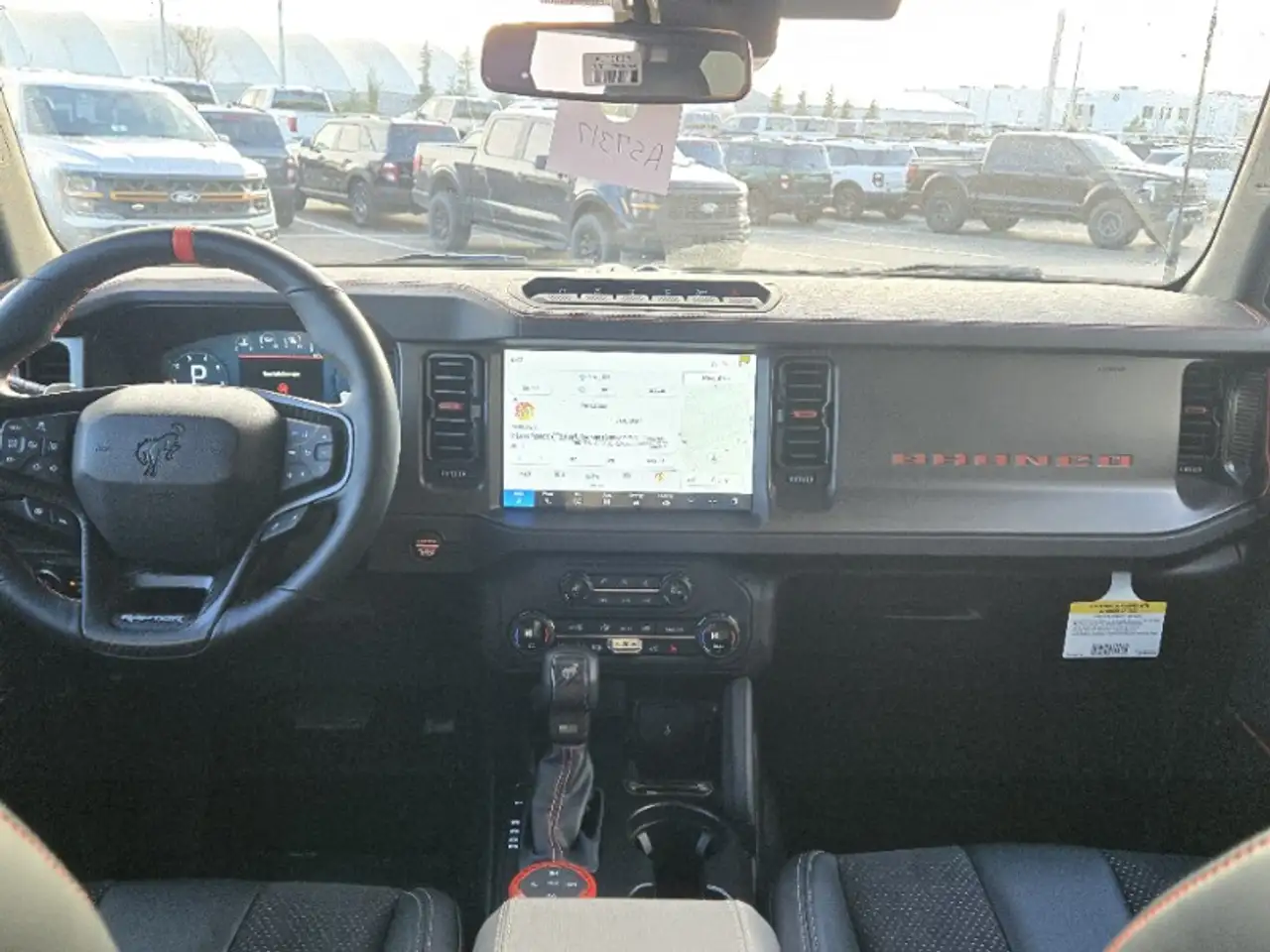 Ford Bronco снимка Ford Bronco