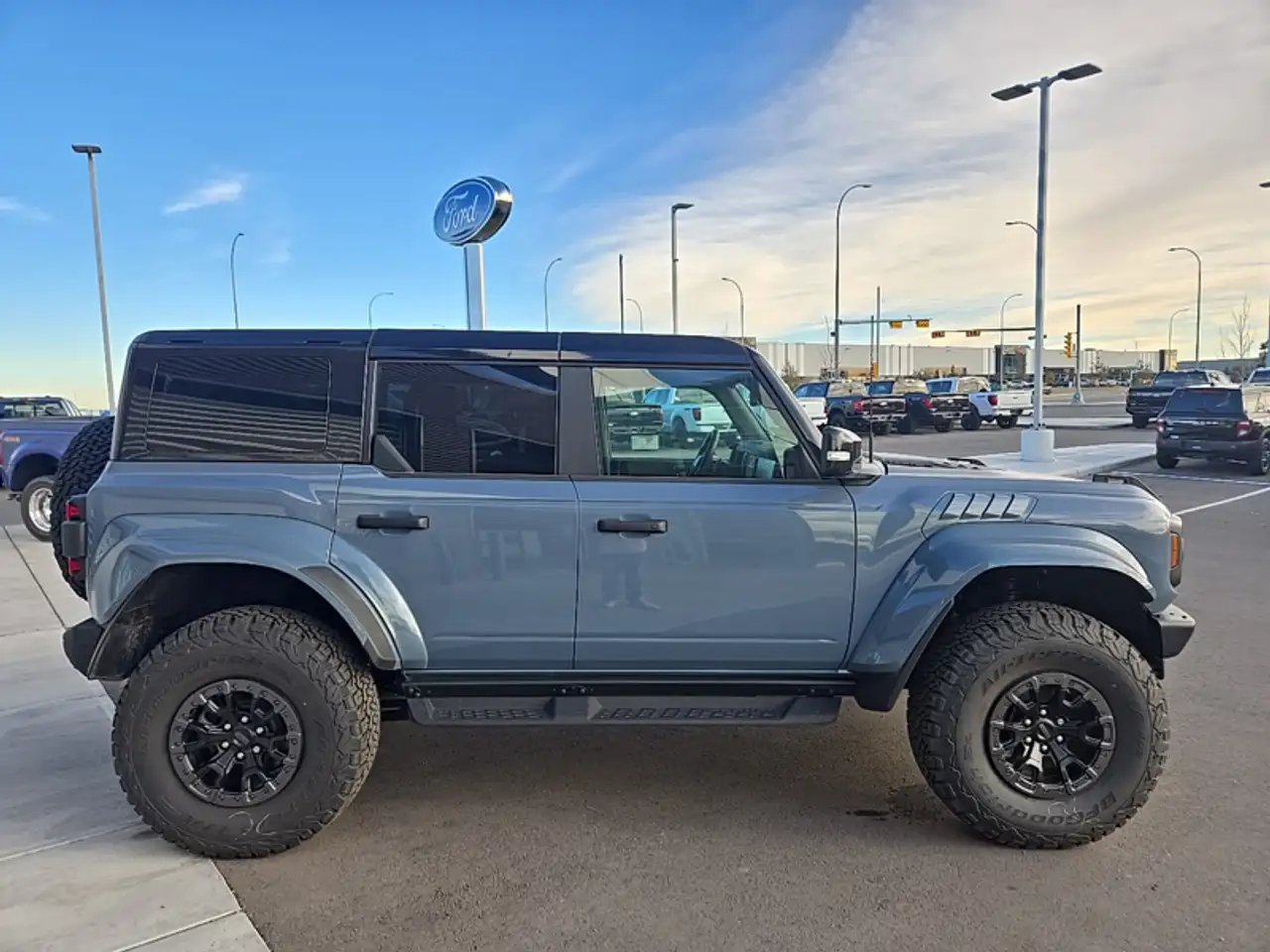 Ford Bronco снимка Ford Bronco