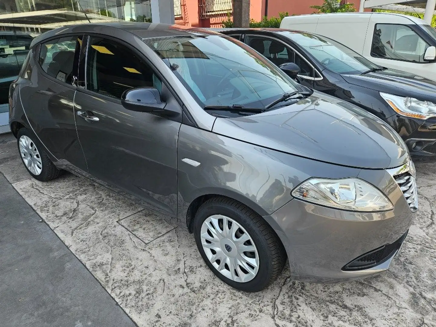 Lancia Ypsilon 1.2 69 CV 5 porte S&S Elefantino Blu Gris - 1