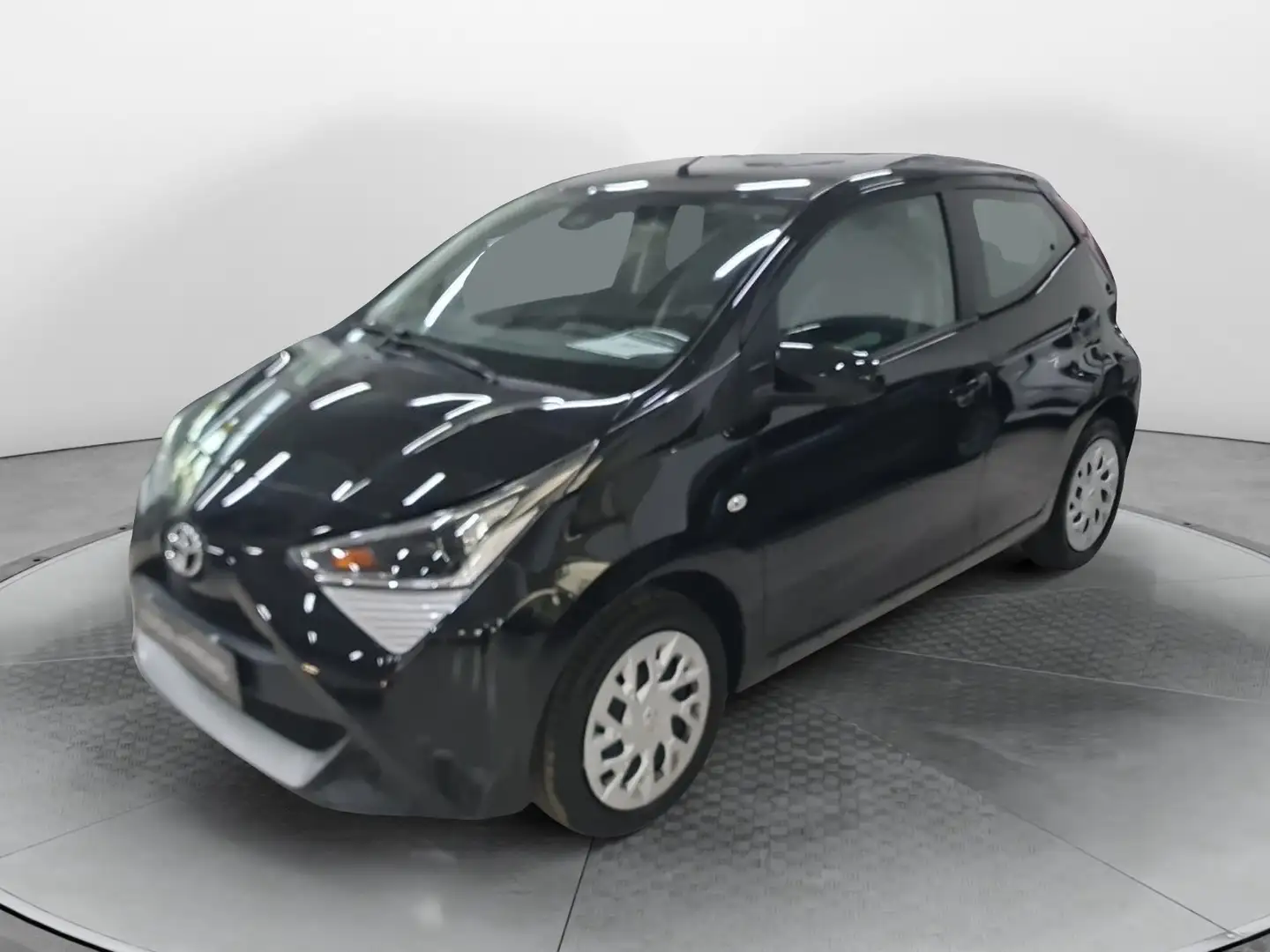 Toyota Aygo Aygo Connect 1.0 VVT-i 72 CV 5 porte x-play Noir - 1