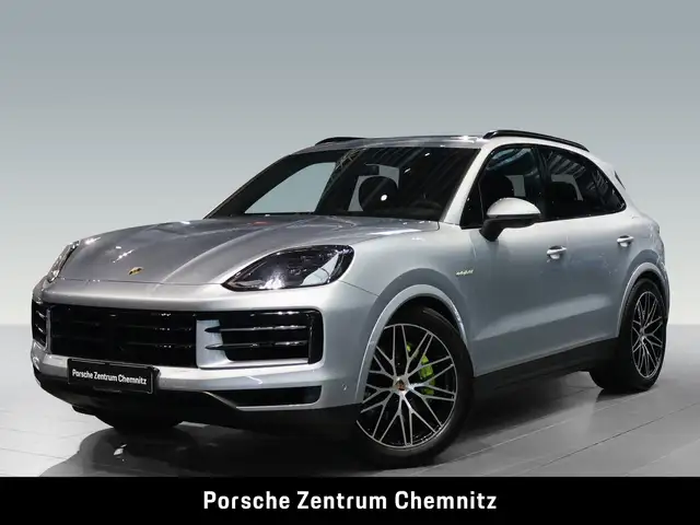 Porsche Cayenne main image