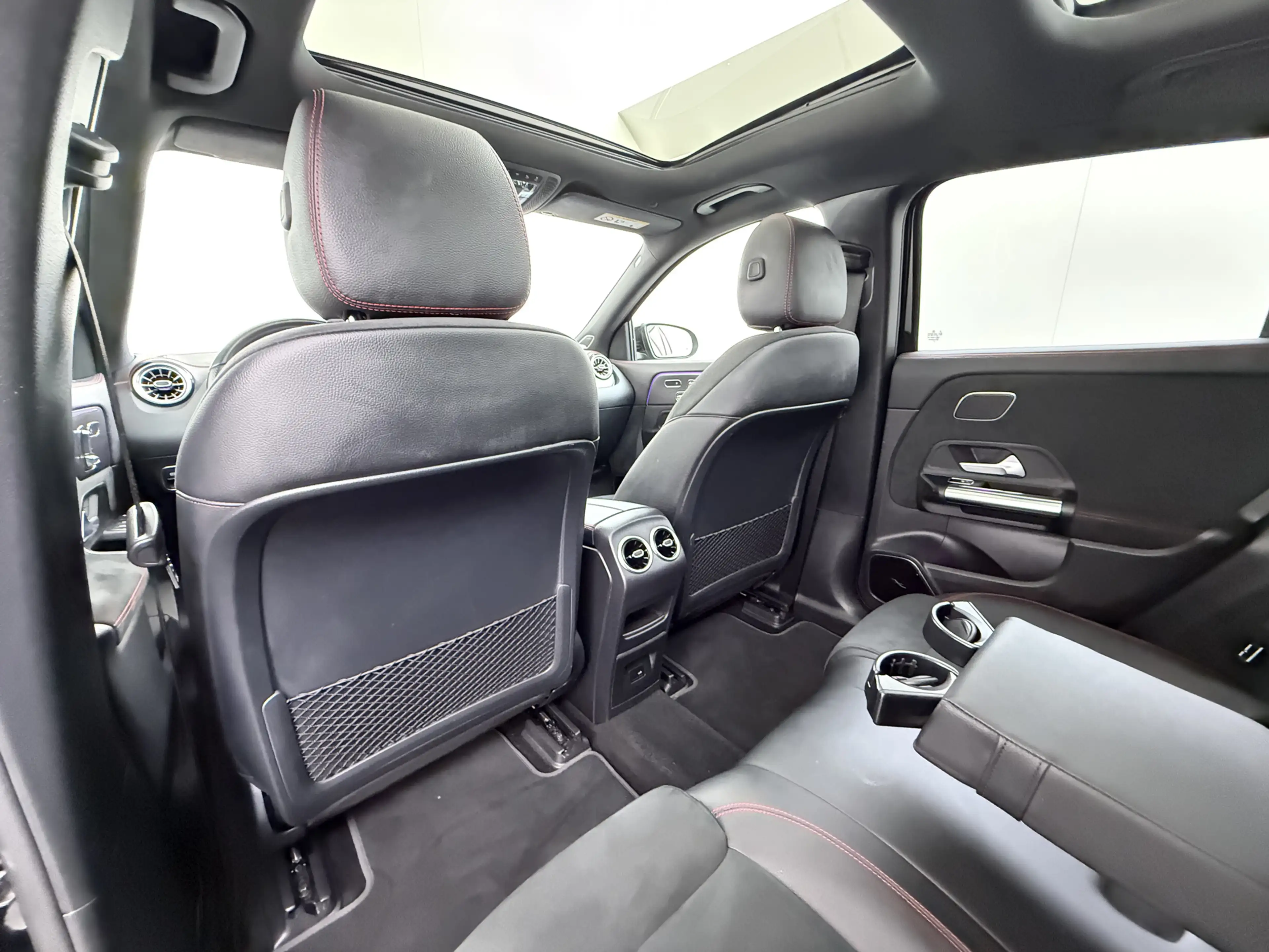 Mercedes-Benz EQA AMG 67kWh SOH 97% Pano.dak Leer/Alcantara 360Camer — photo 42