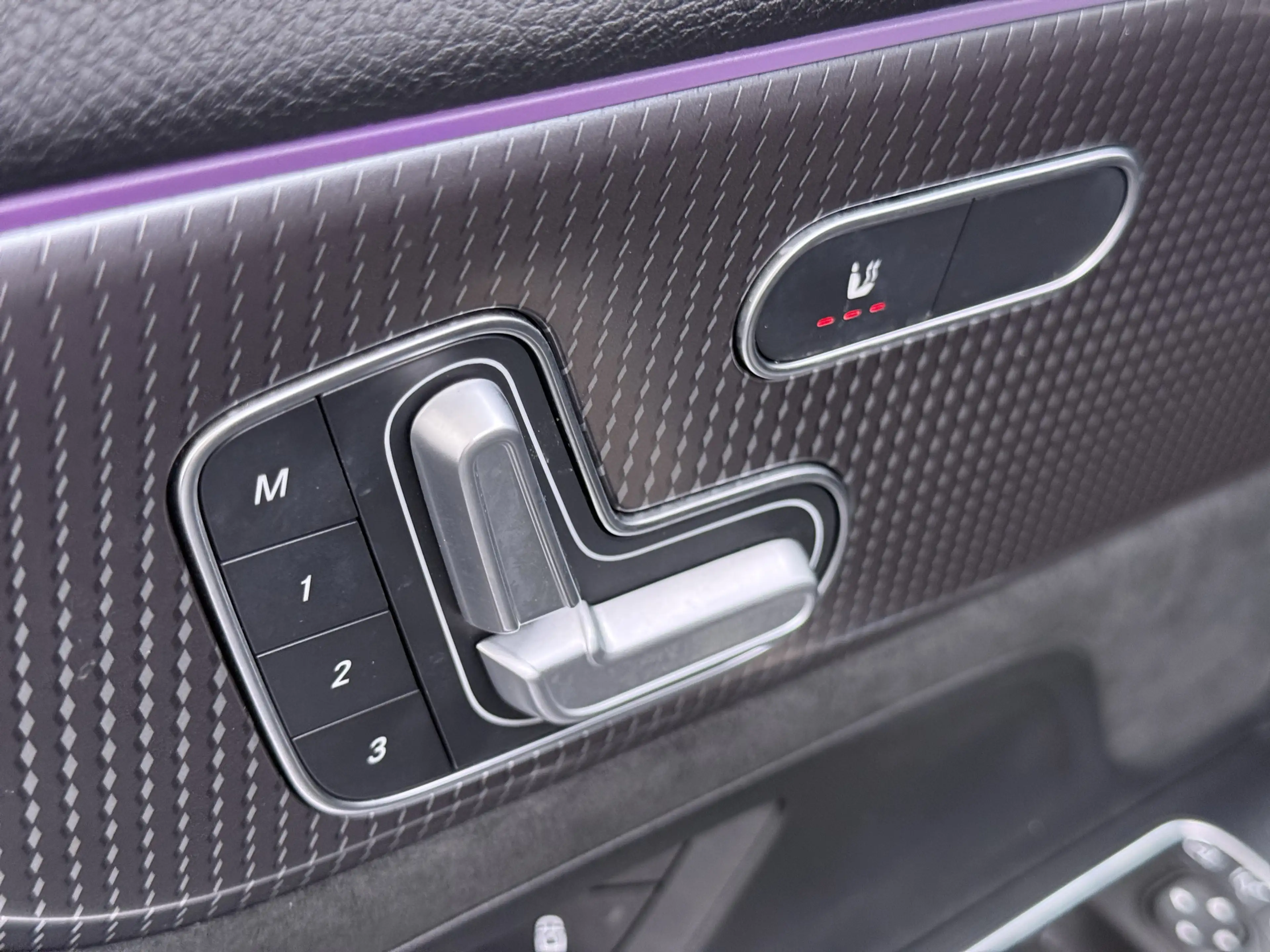 Mercedes-Benz EQA AMG 67kWh SOH 97% Pano.dak Leer/Alcantara 360Camer — photo 15