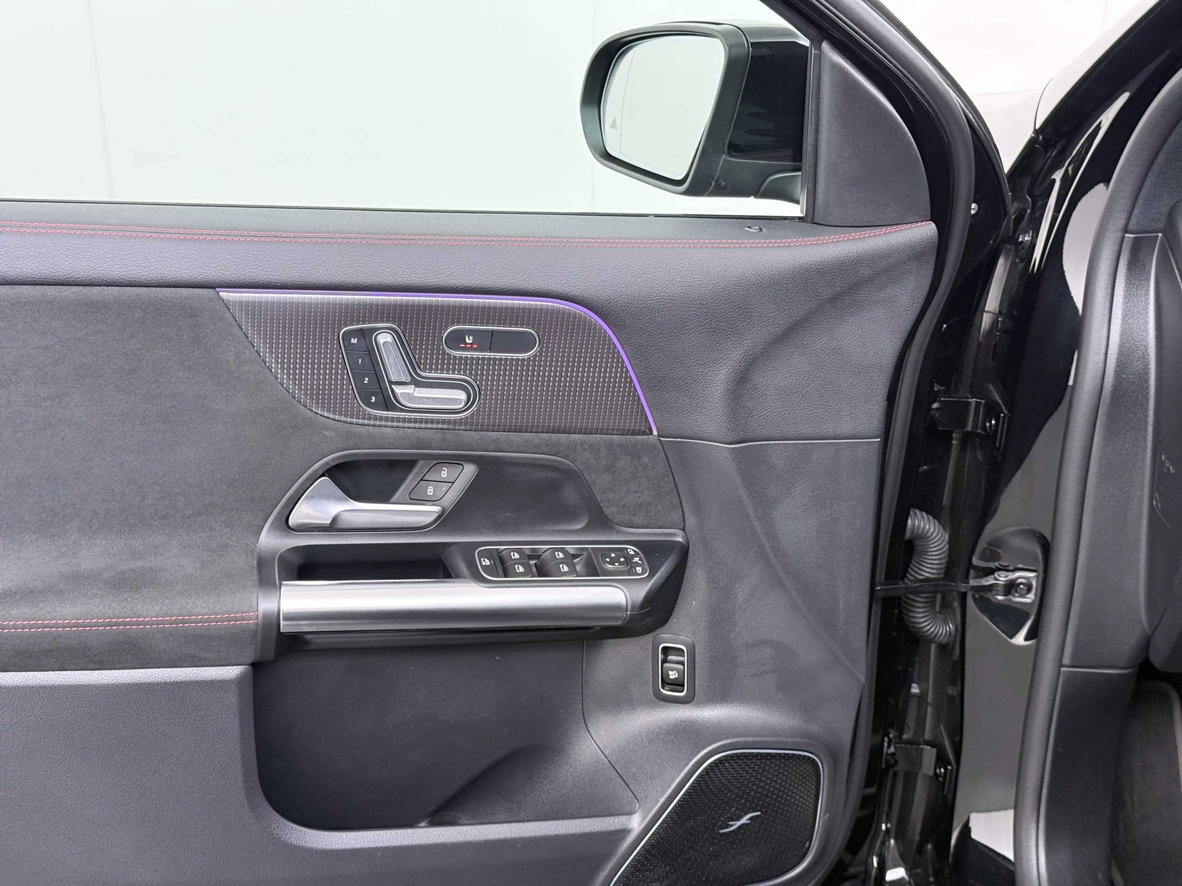 Mercedes-Benz EQA AMG 67kWh SOH 97% Pano.dak Leer/Alcantara 360Camer — photo 32