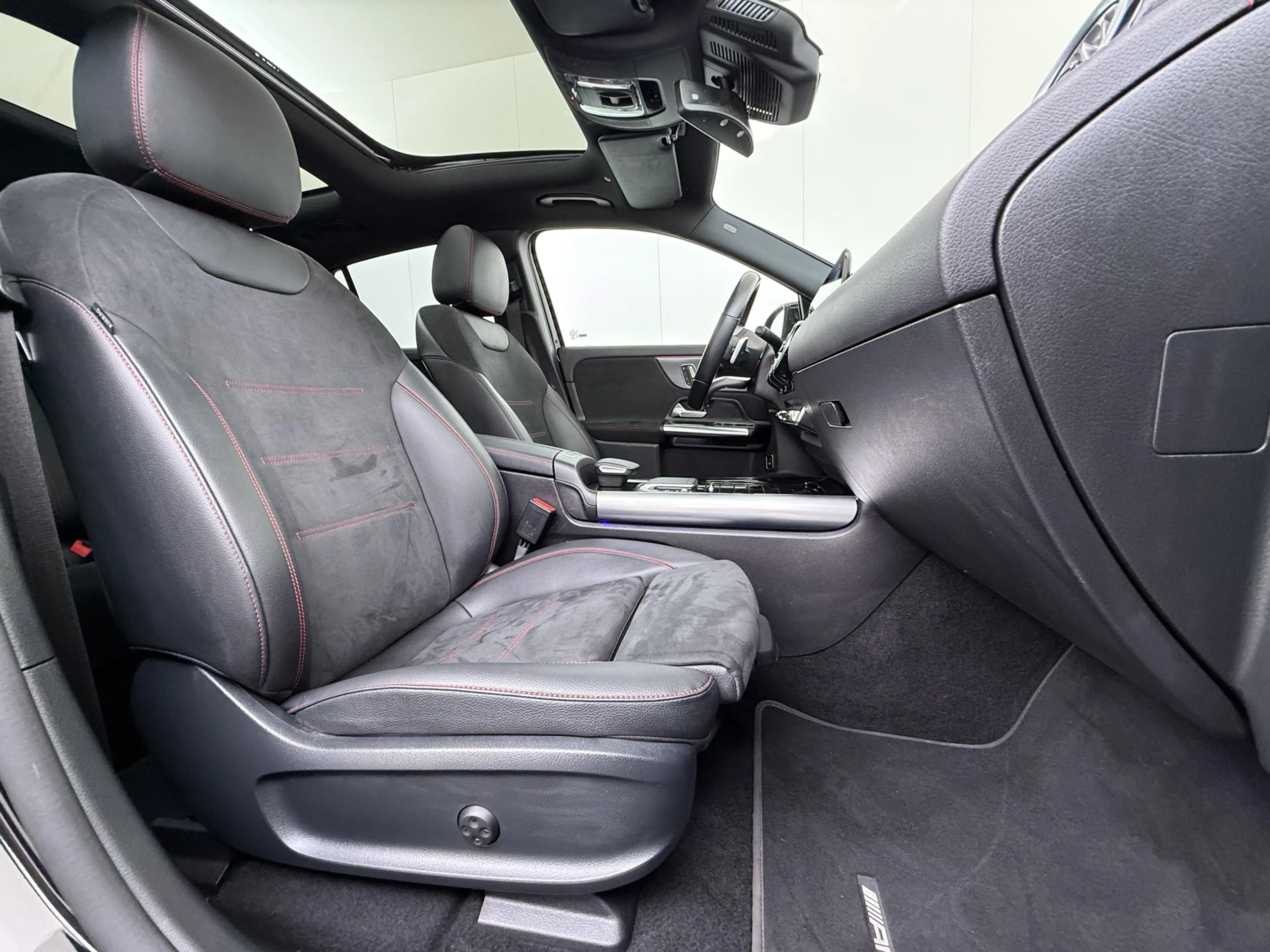Mercedes-Benz EQA AMG 67kWh SOH 97% Pano.dak Leer/Alcantara 360Camer — photo 40