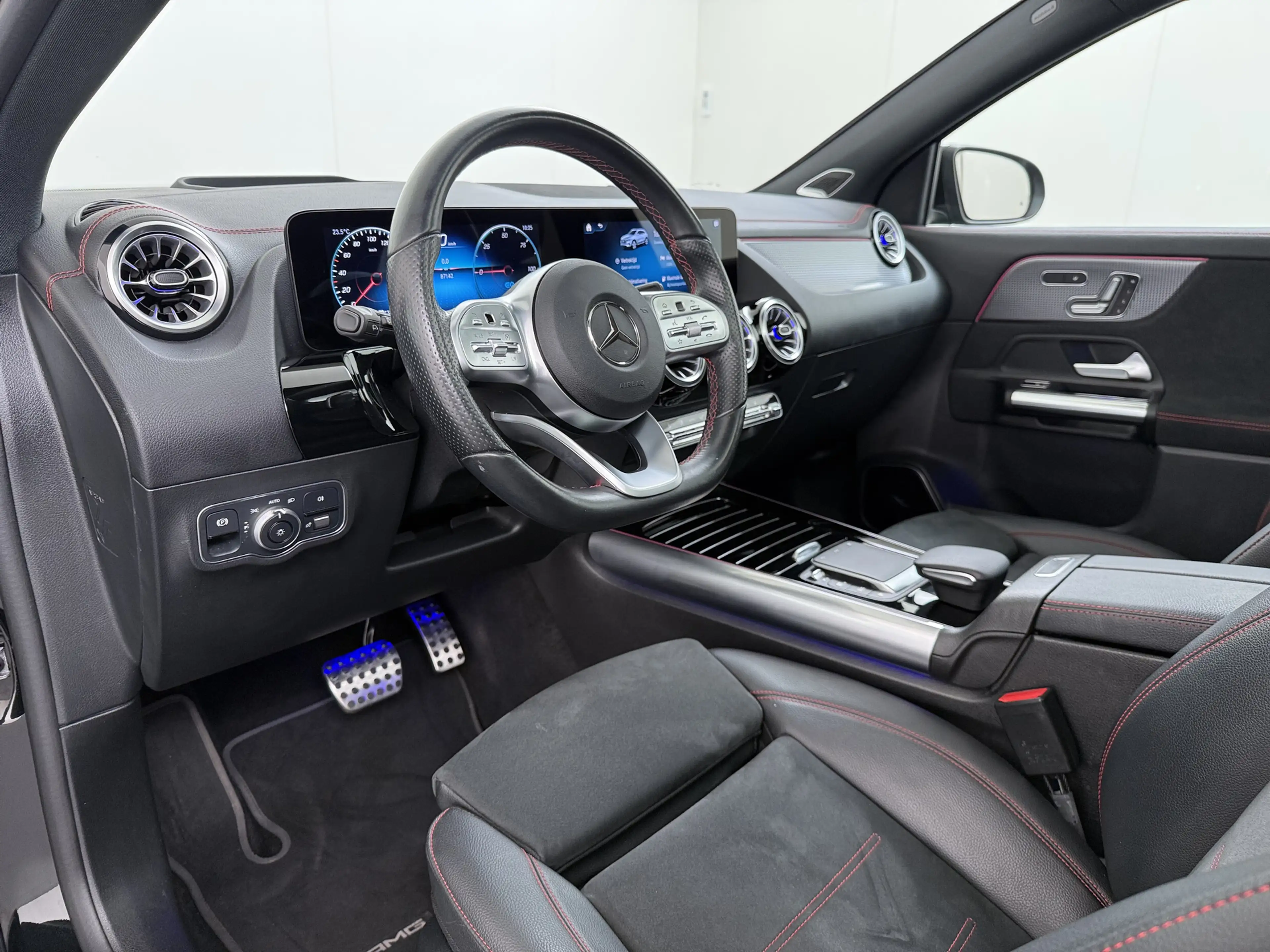 Mercedes-Benz EQA AMG 67kWh SOH 97% Pano.dak Leer/Alcantara 360Camer — photo 13