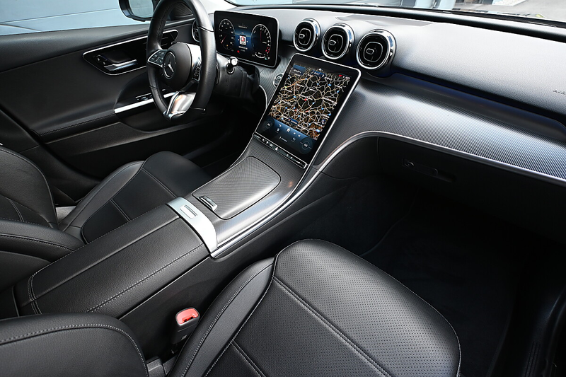 Mercedes-Benz C 300 e T PHEV 25,4kWh Aut. ACC, AHK elektr., LED, Na... — photo 4