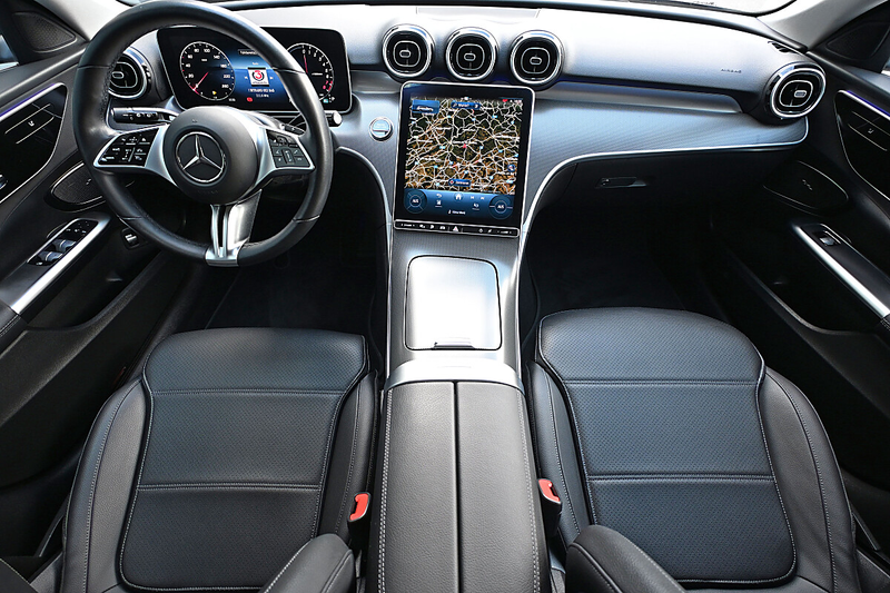 Mercedes-Benz C 300 e T PHEV 25,4kWh Aut. ACC, AHK elektr., LED, Na... — photo 6