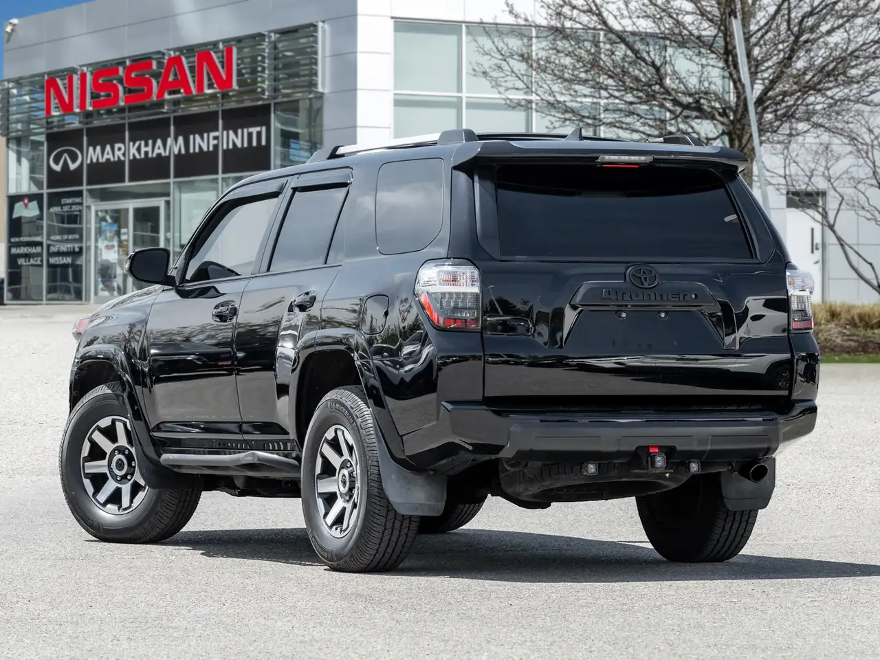 Toyota 4-Runner снимка Toyota 4-Runner