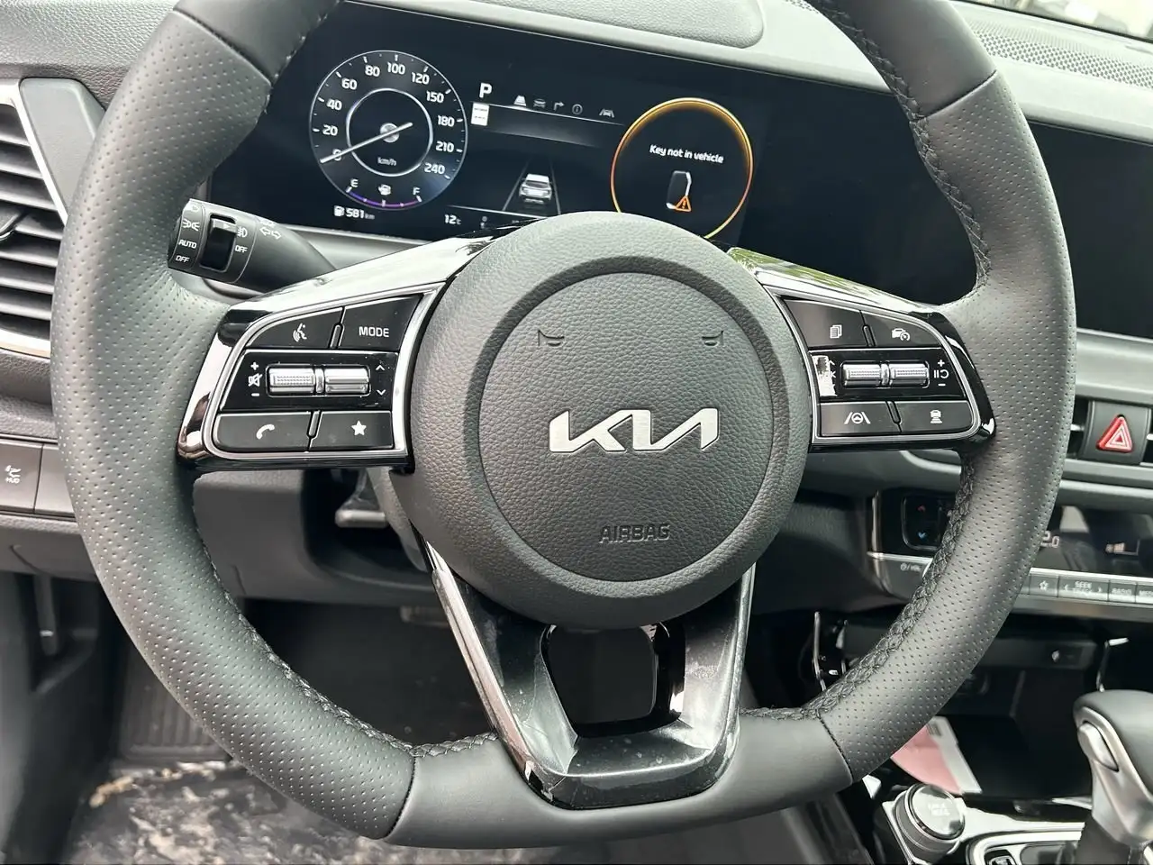 Kia Seltos снимка Kia Seltos