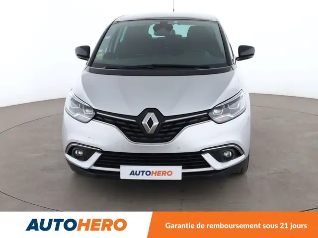 Renault Grand Scenic view 9