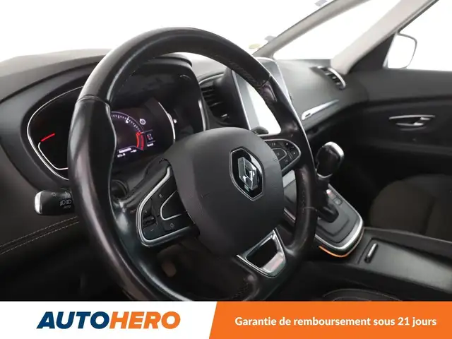 Renault Grand Scenic view 11