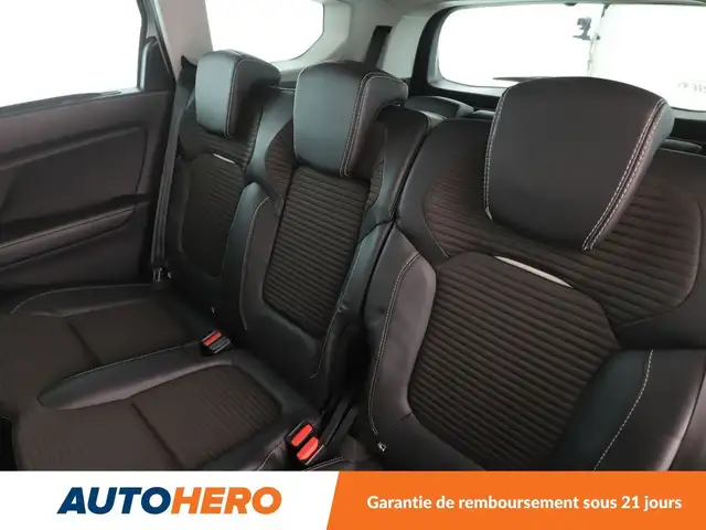 Renault Grand Scenic view 14