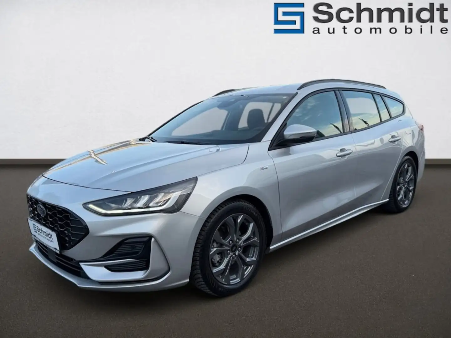 Ford Focus Turnier 1,5 EcoBlue ST-Line Aut. Silber - 2