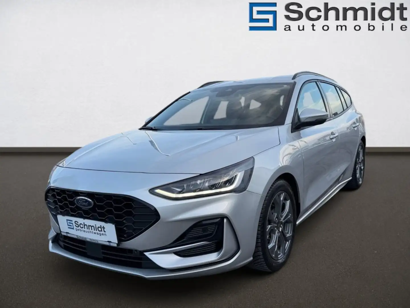 Ford Focus Turnier 1,5 EcoBlue ST-Line Aut. Silber - 1
