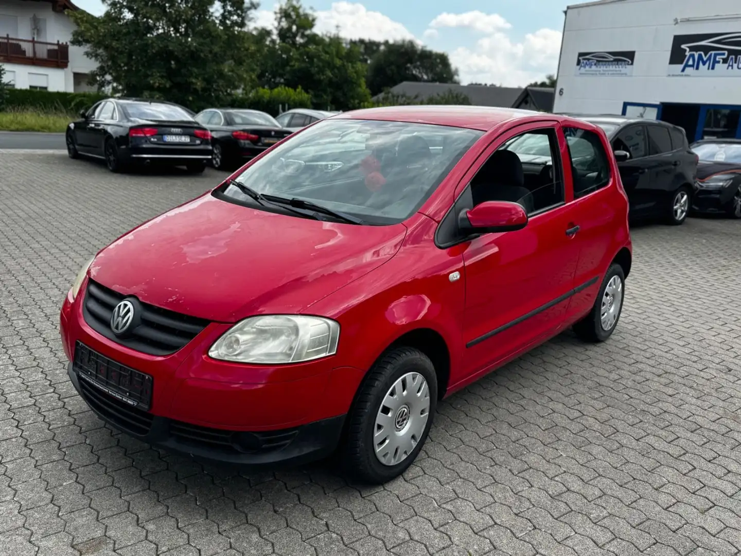 Volkswagen Fox Basis 1.4 Motor Ruckelt TÜV 10/2026 Rouge - 1
