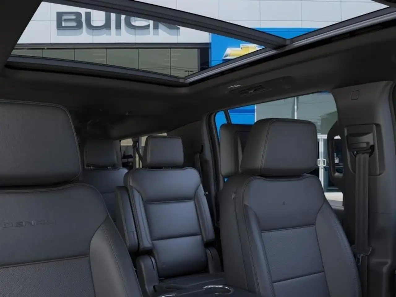 GMC Yukon снимка GMC Yukon