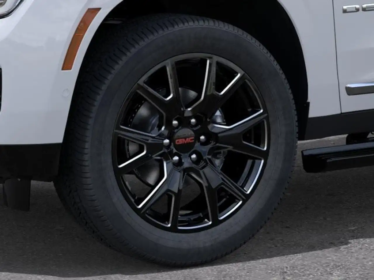 GMC Yukon снимка GMC Yukon