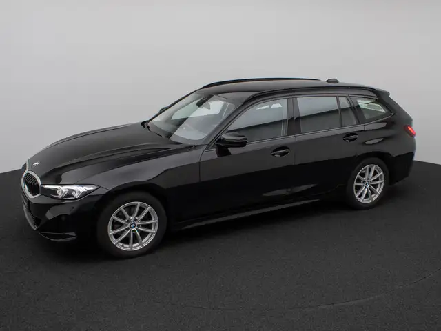 BMW 3 Series view 12