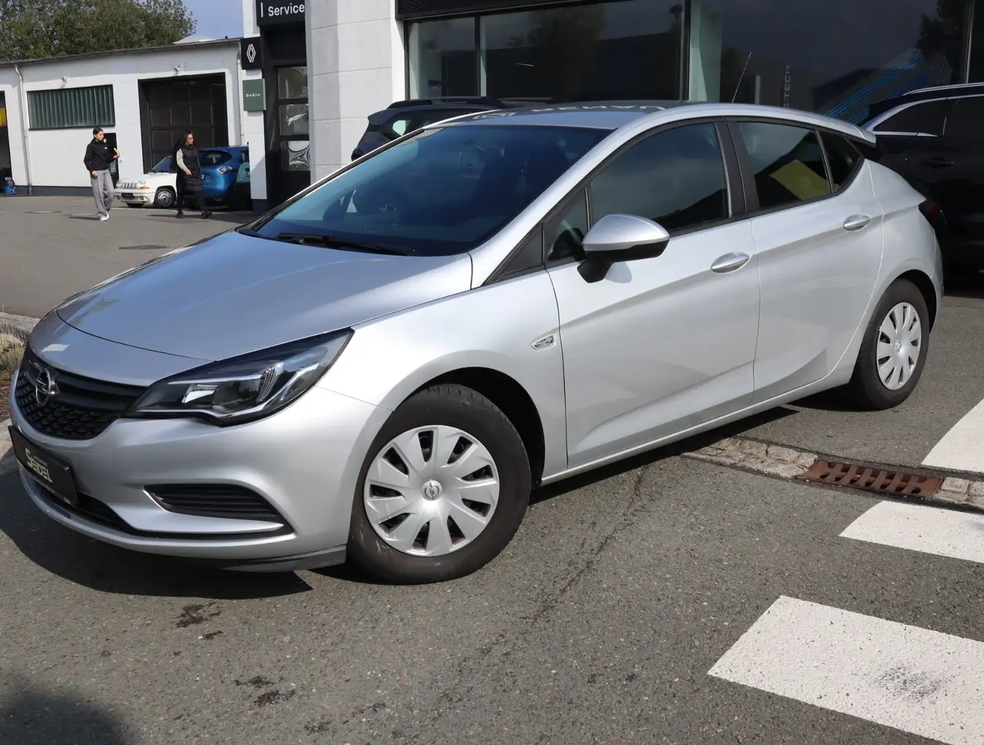 Opel Astra 1.0 Selection Start/Stop Silber - 2