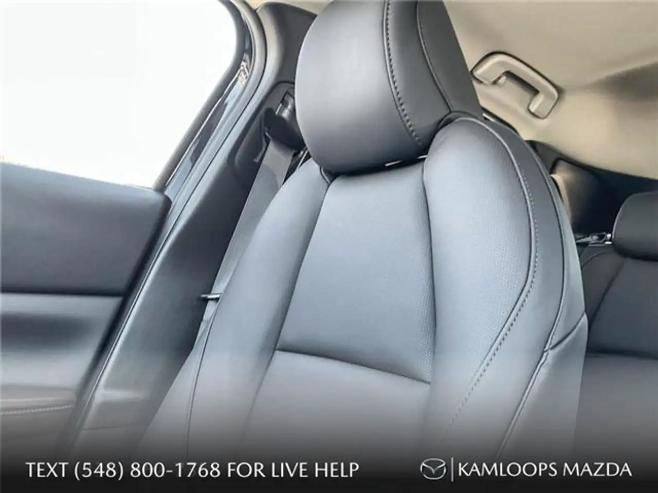 Mazda CX-30 photo Mazda CX-30