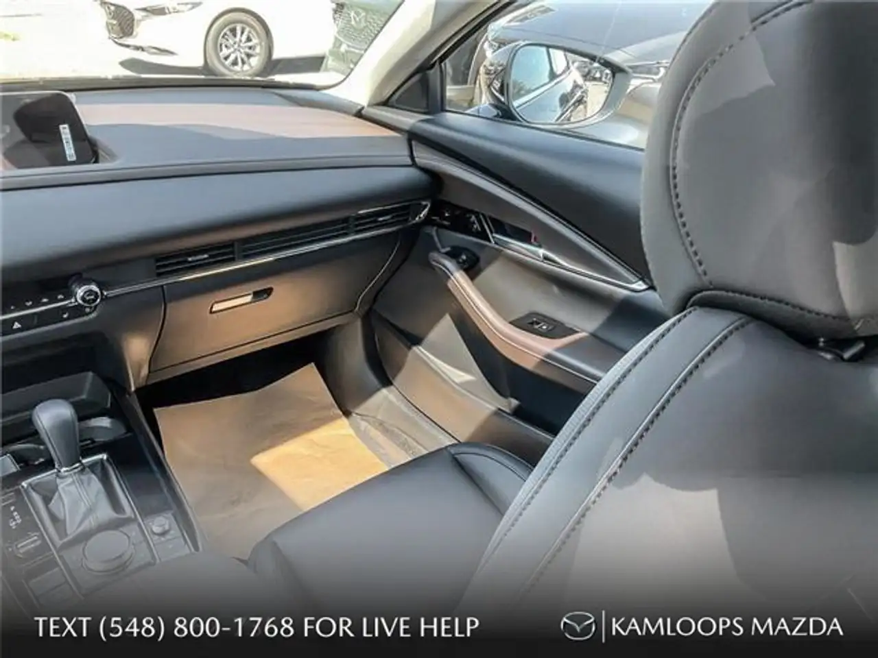 Mazda CX-30 photo Mazda CX-30