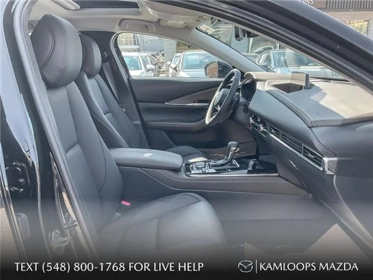 Mazda CX-30 photo Mazda CX-30