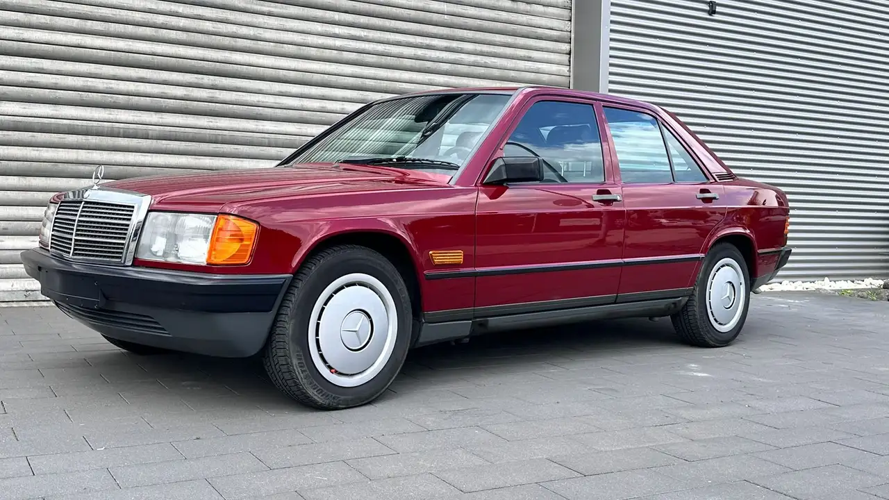 Mercedes-Benz 190