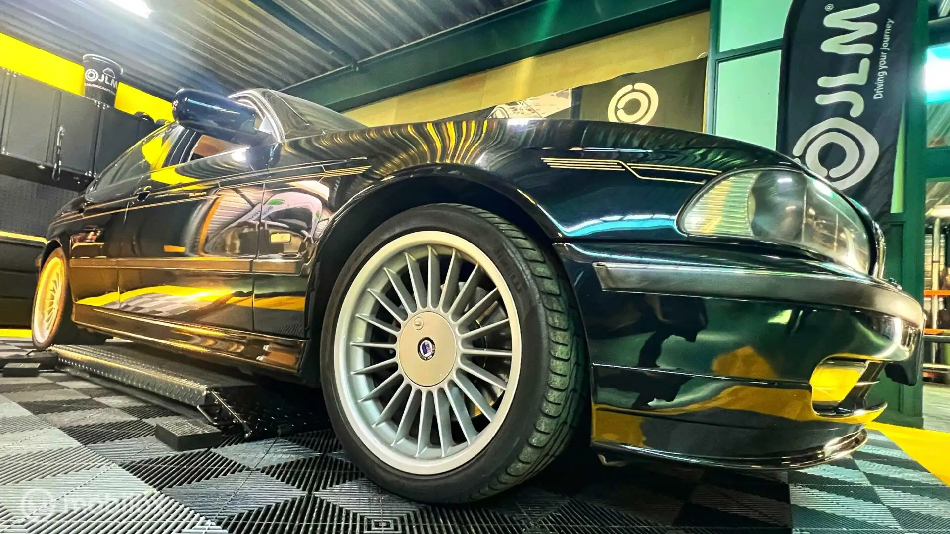 Alpina B10 Sedan Zwart - 1