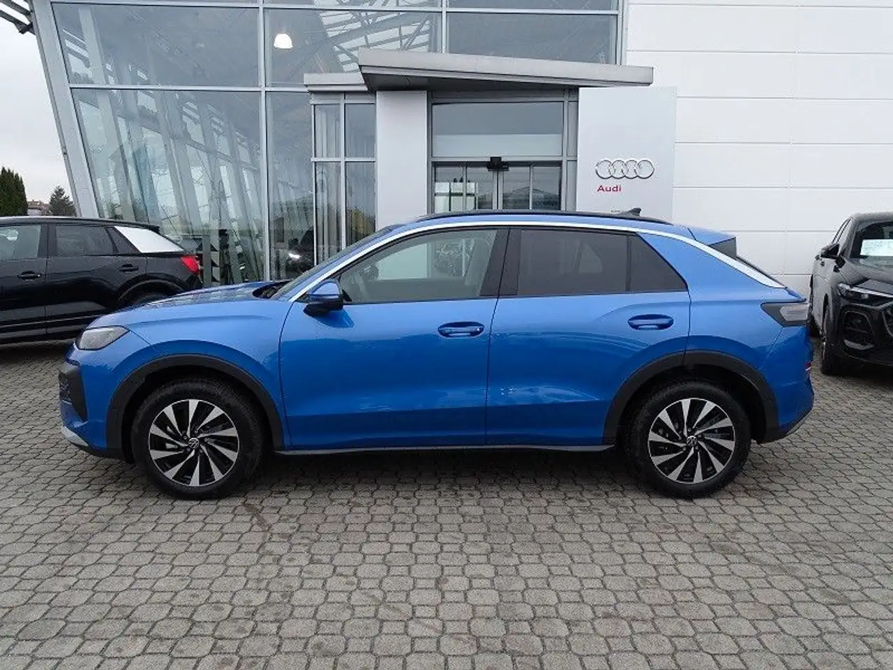 Volkswagen T-Roc 1.5 eTSI DSG Life - Winter Paket 5