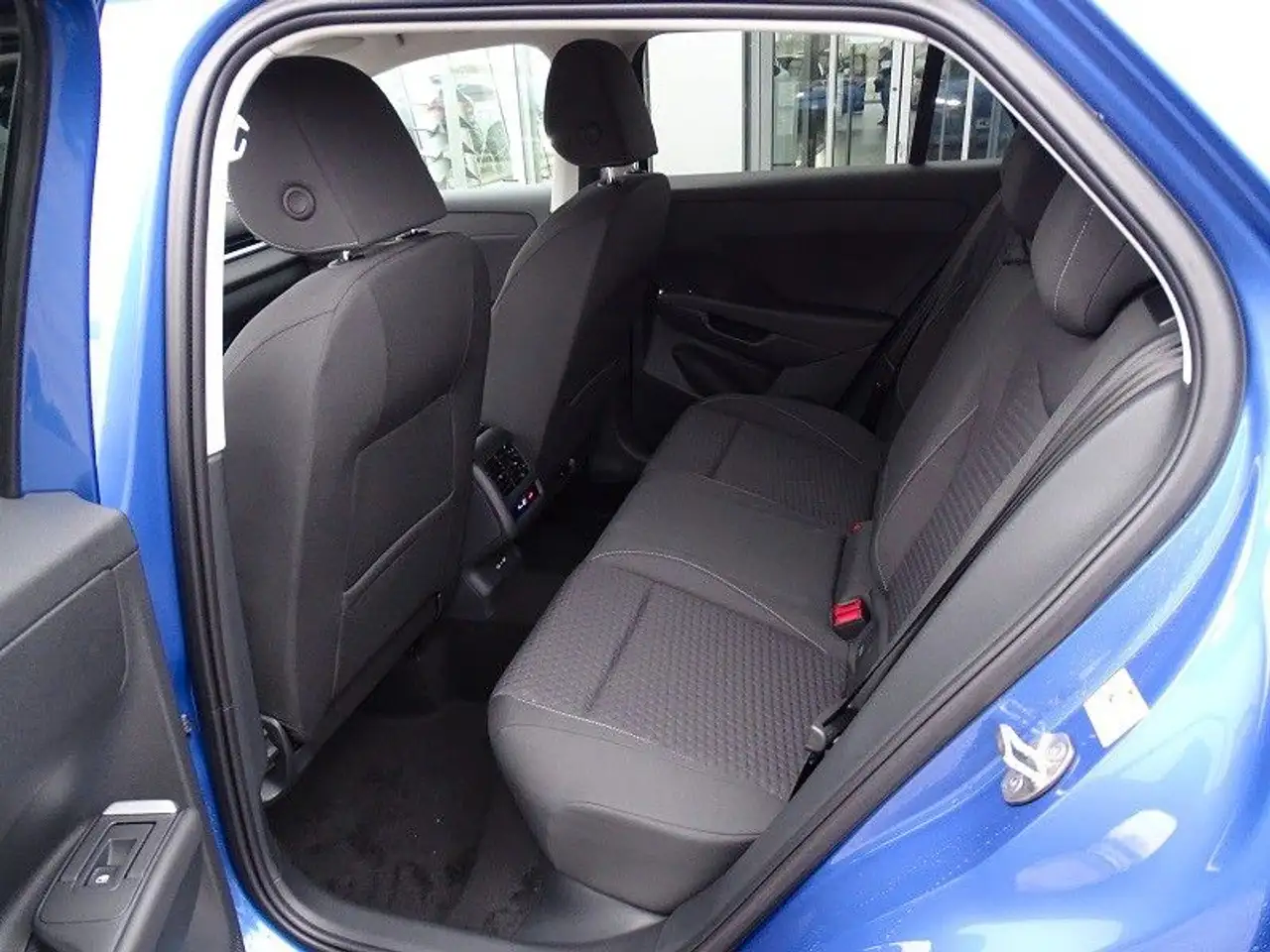 Volkswagen T-Roc 1.5 eTSI DSG Life - Winter Paket 11