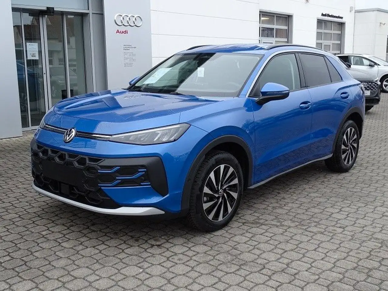 Volkswagen T-Roc 1.5 eTSI DSG Life - Winter Paket 4