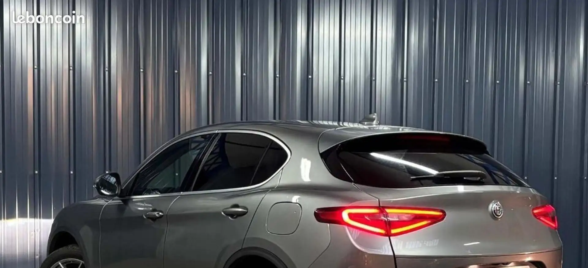 Alfa Romeo Stelvio 2.0 T 280 FIRST EDITION Q4 BVA Garantie 1 An Caméra Siège électrique Cuir Gris - 2