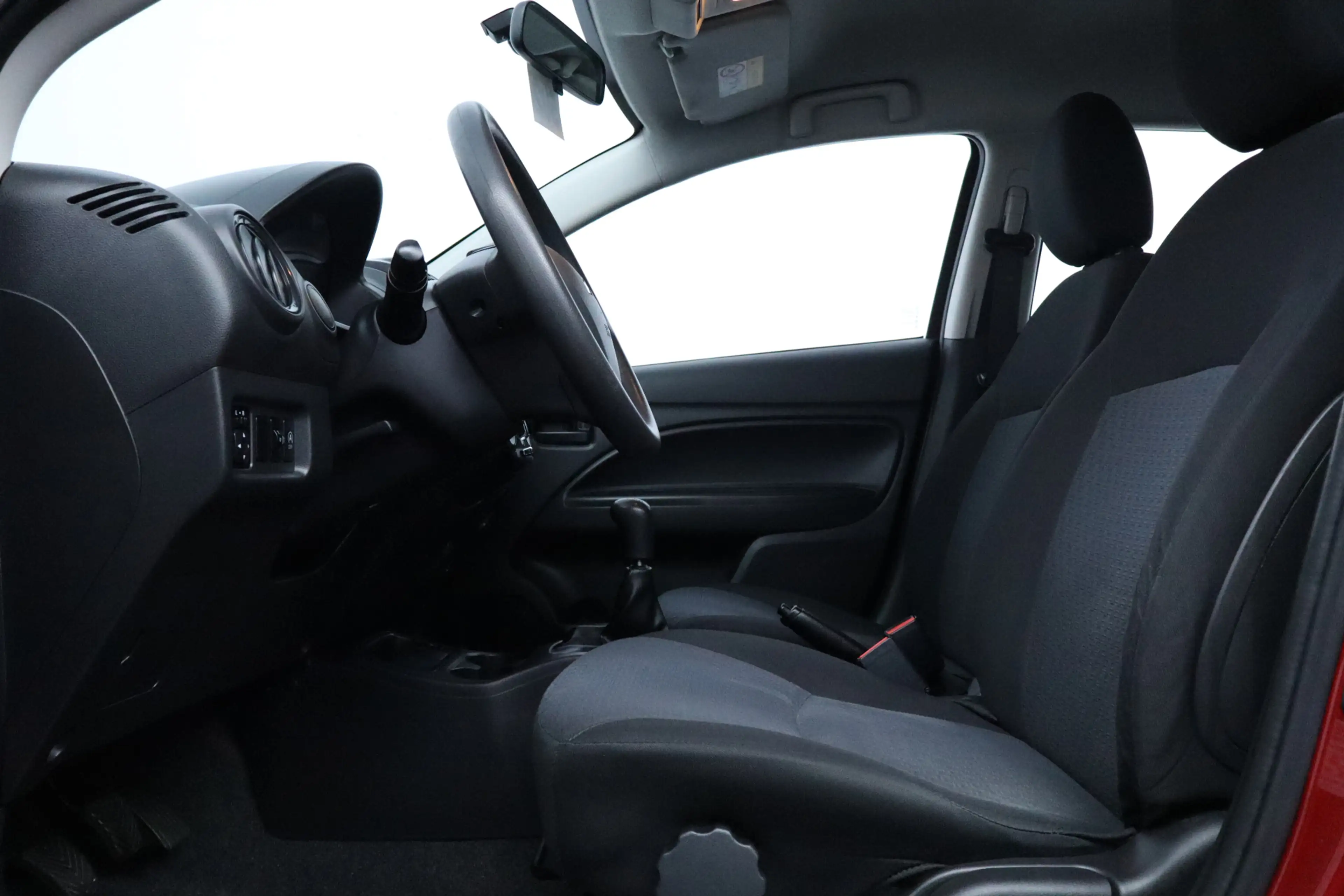 Mitsubishi Space Star 1.0 Cool+/ Airco!/ C.V.Afstand/ Elek.Pakket/ Radio — photo 16