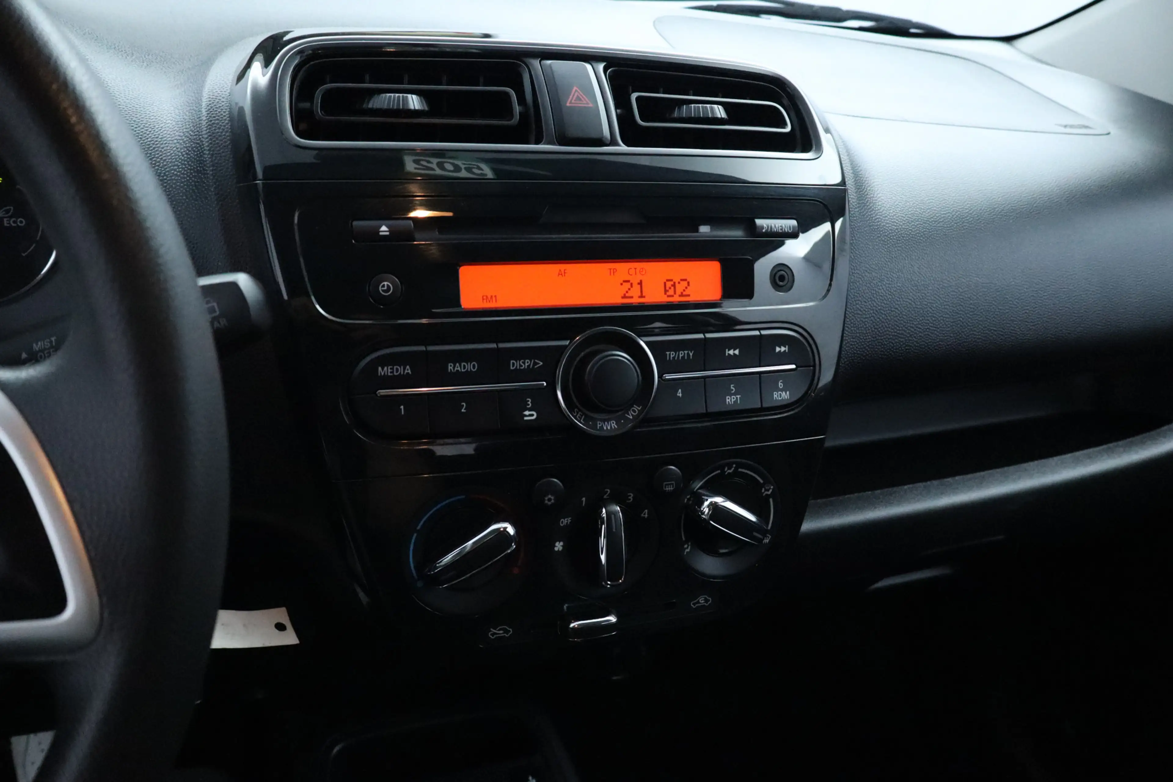 Mitsubishi Space Star 1.0 Cool+/ Airco!/ C.V.Afstand/ Elek.Pakket/ Radio — photo 36