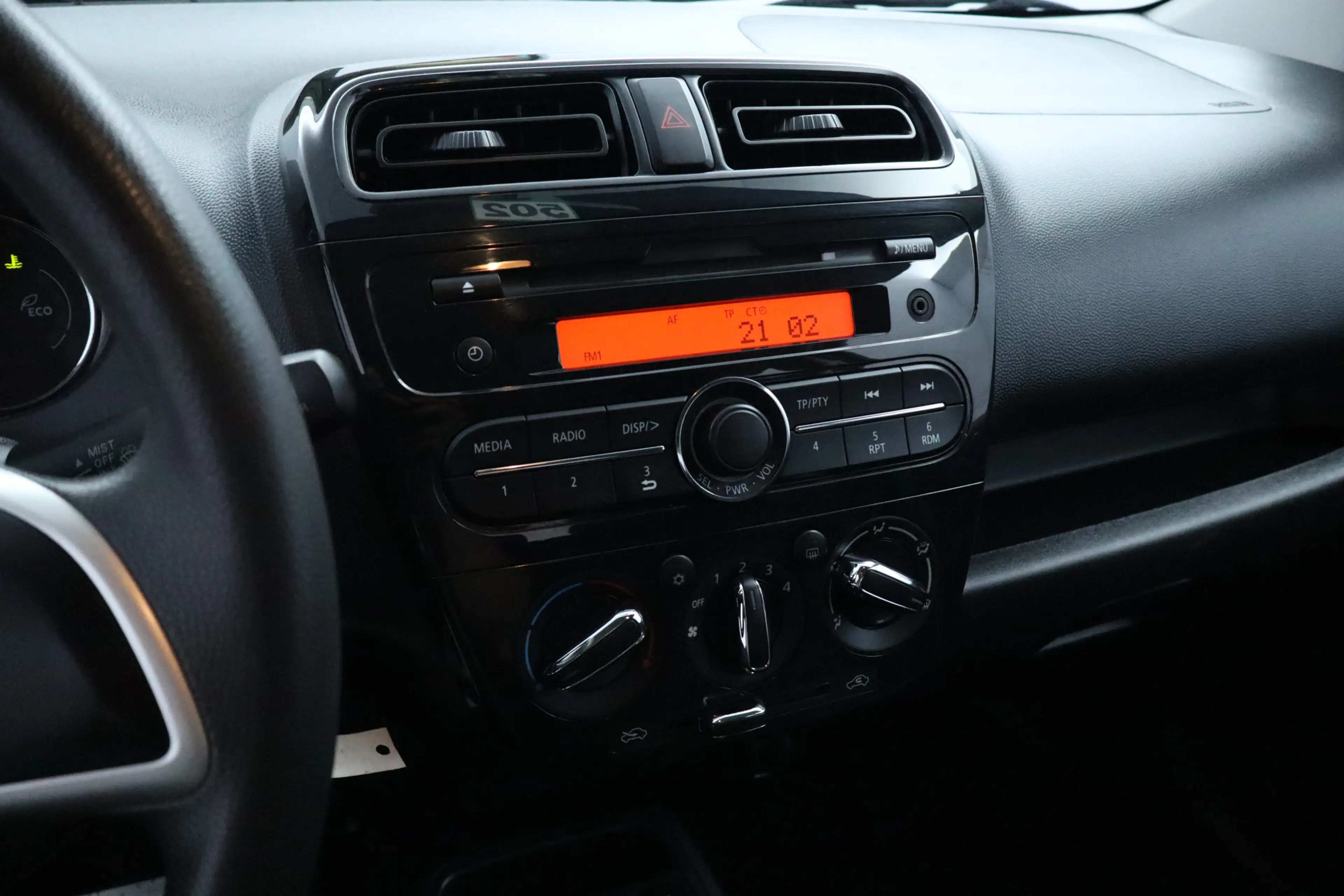 Mitsubishi Space Star 1.0 Cool+/ Airco!/ C.V.Afstand/ Elek.Pakket/ Radio — photo 35