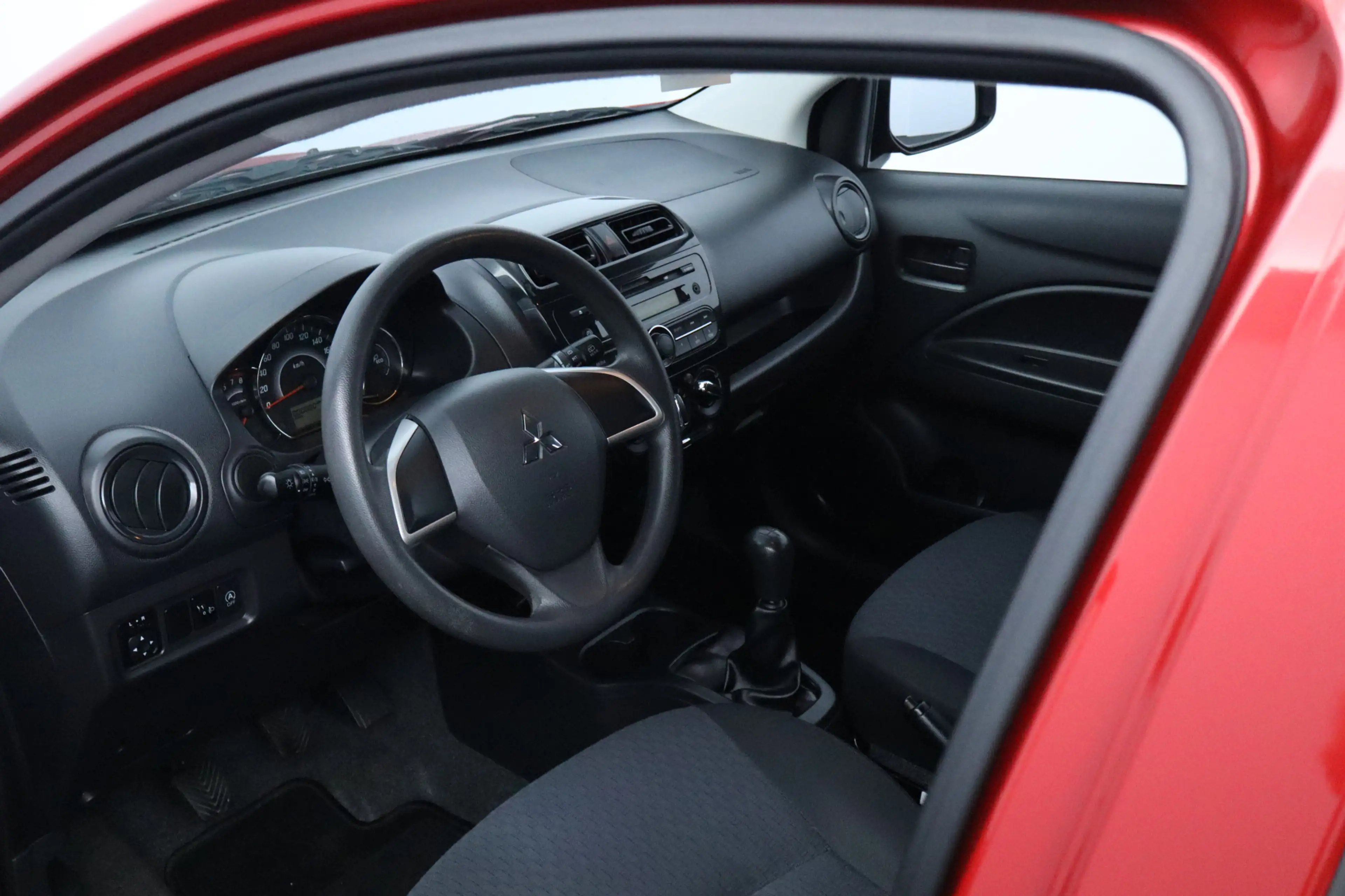 Mitsubishi Space Star 1.0 Cool+/ Airco!/ C.V.Afstand/ Elek.Pakket/ Radio — photo 26