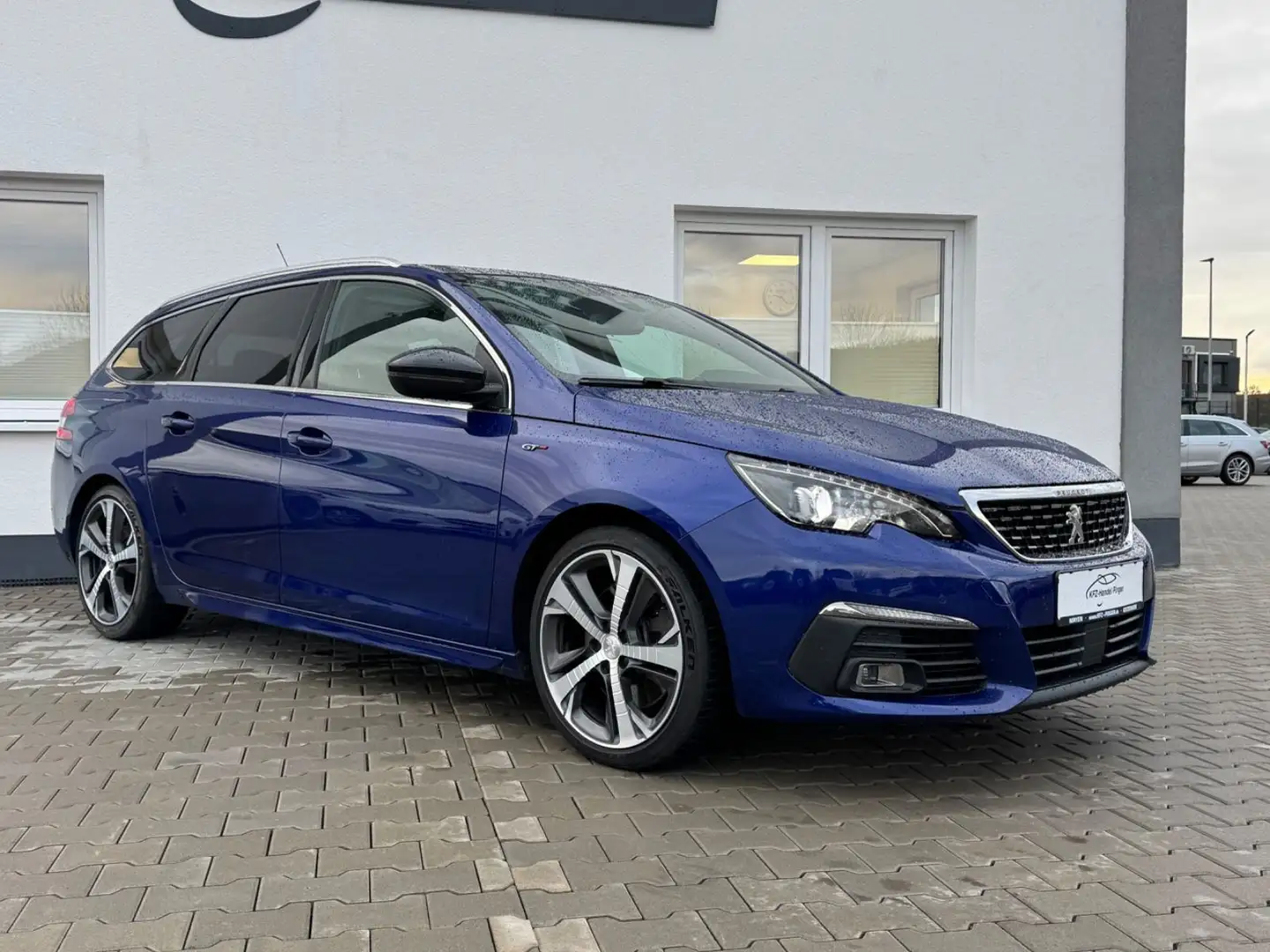 Peugeot 308 SW GT Blau - 2