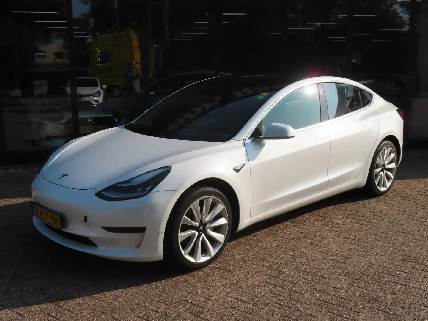 Tesla Model 3 Standard RWD Plus 60 kWh*EXPORTPRIJS* Wit - 2