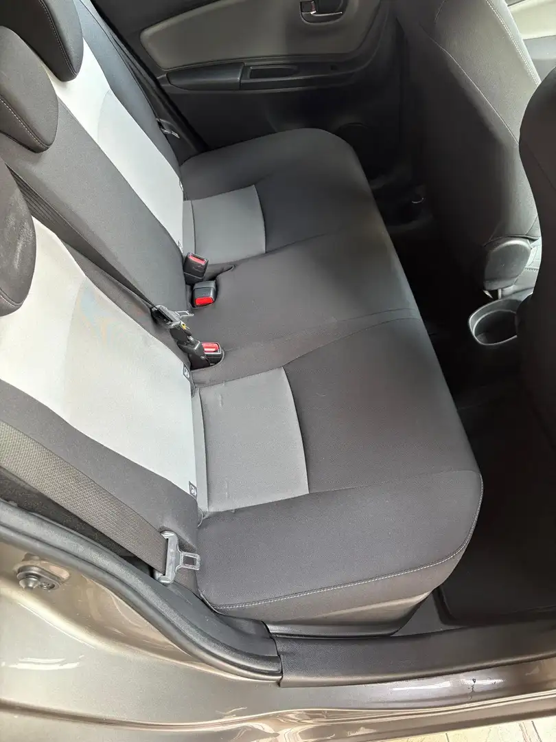 Toyota Yaris Yaris 5p 1.5h Cool Grigio - 2