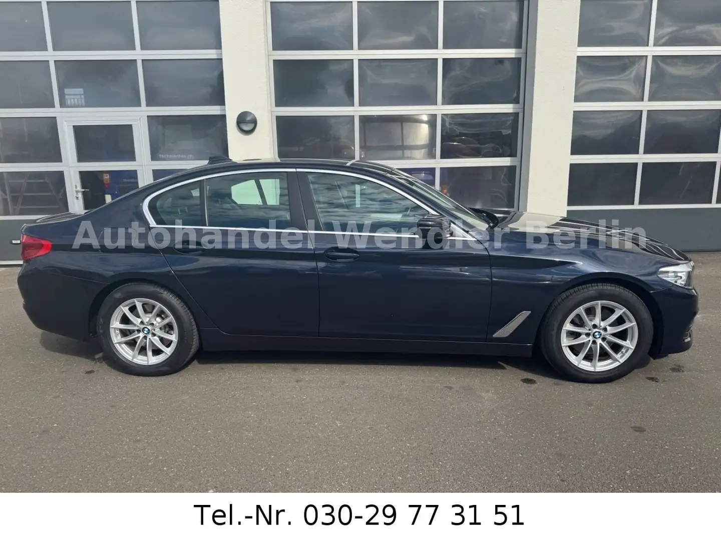 BMW 520 dAut Voll-Leder Sportsitze Memory/Navi/Standh Bleu - 2