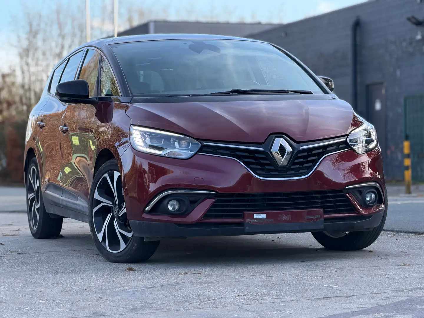Renault Grand Scenic 1.7  dCi EDC BOSE EDITION-7plaats-Full Option-2020 Braun - 1