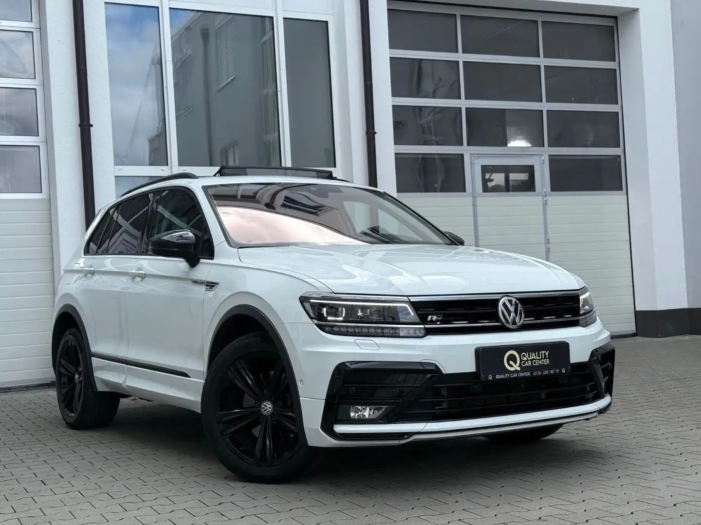 Volkswagen Tiguan 2,0 TDI R-Line 4Motion *ACC*AHK*PANO*KAME Blanc - 1