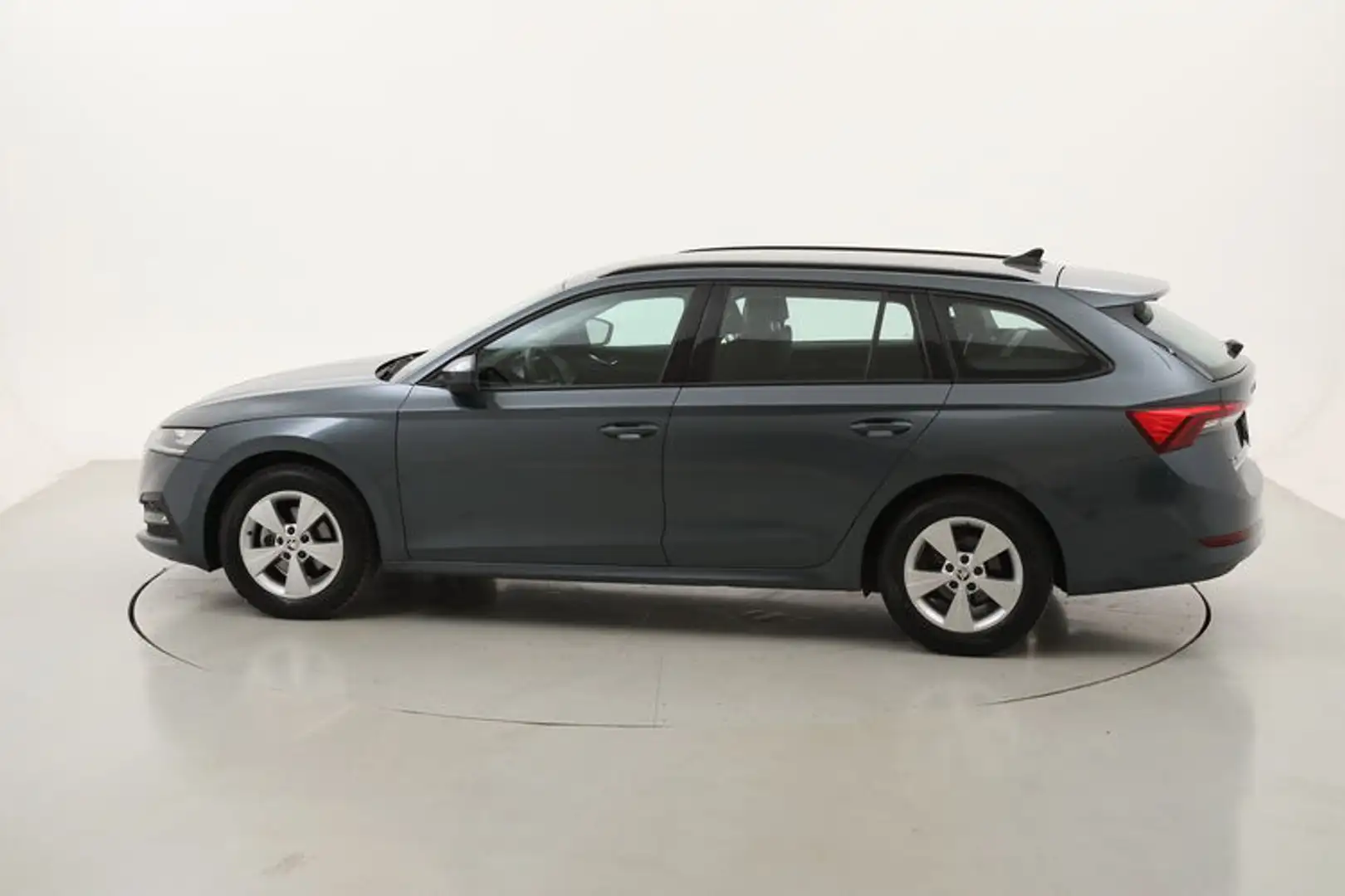 Skoda Octavia Wagon Executive DSG 2.0 Diesel 150CV Grigio - 2