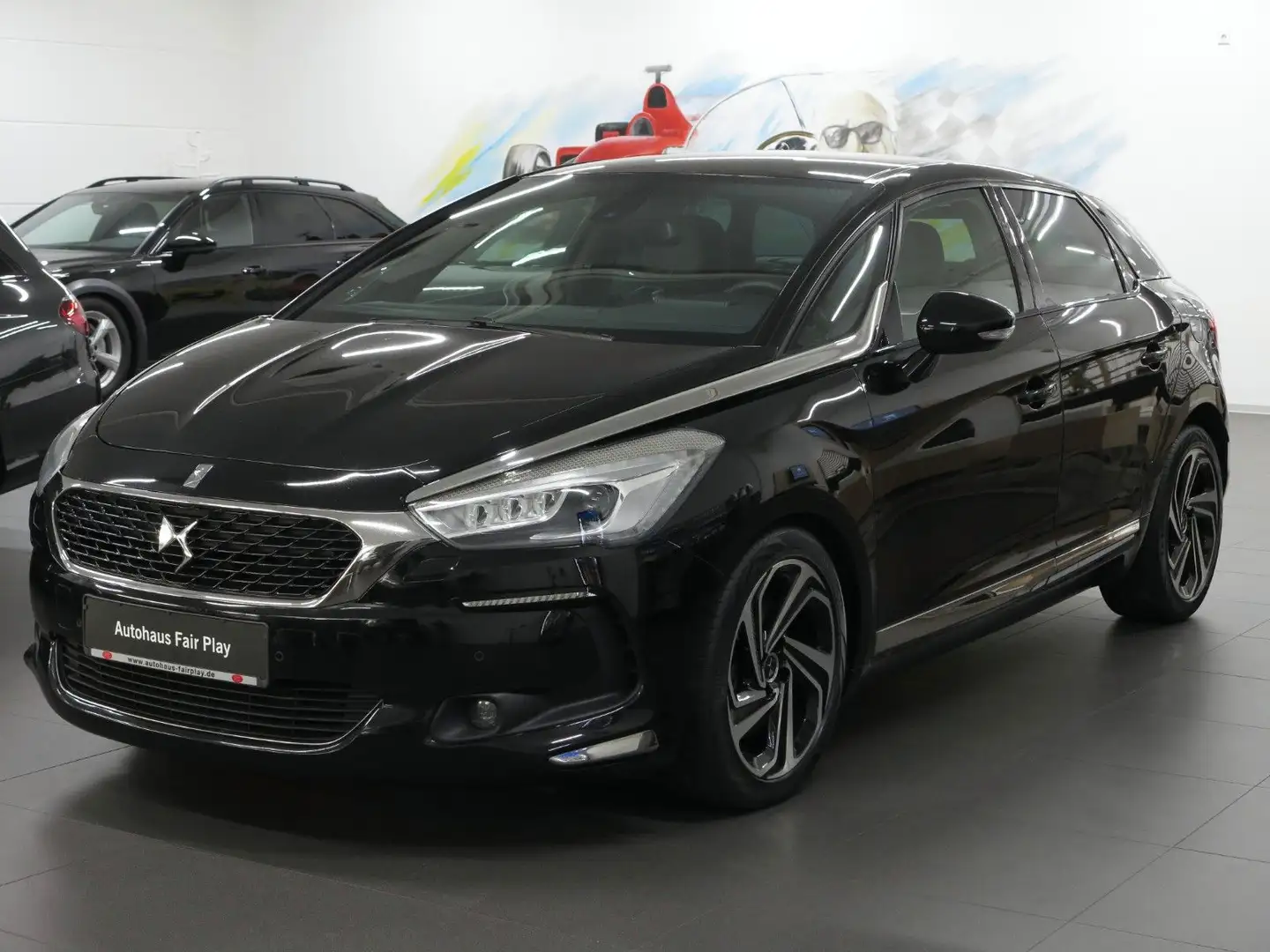Citroen DS5 2.0 Aut. LEDER/DENON SOUND/AHK/UNFALLFRE!! Fekete - 1
