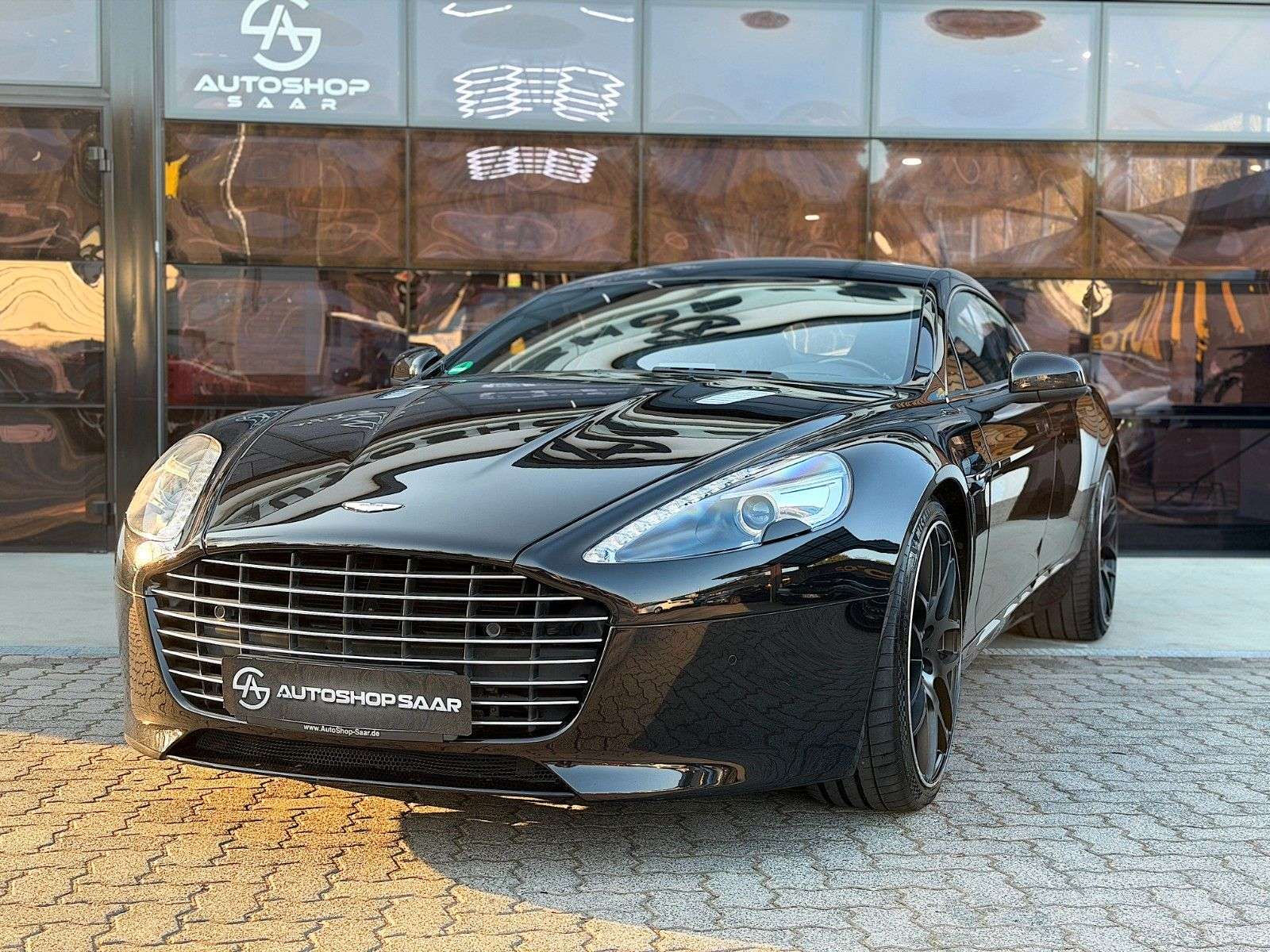 Second hand Aston Martin Rapide 5.9