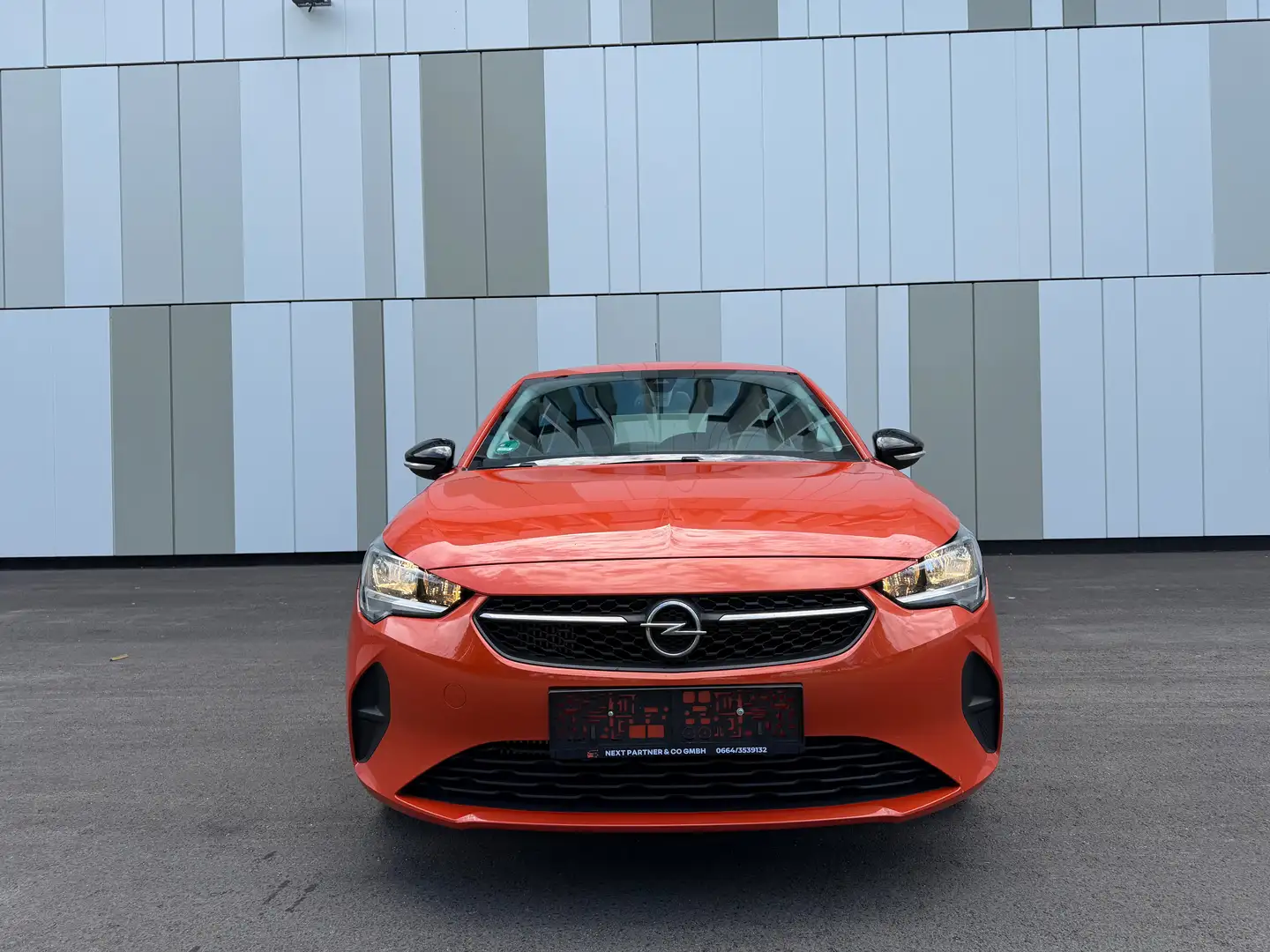 Opel Corsa Edition Orange - 1