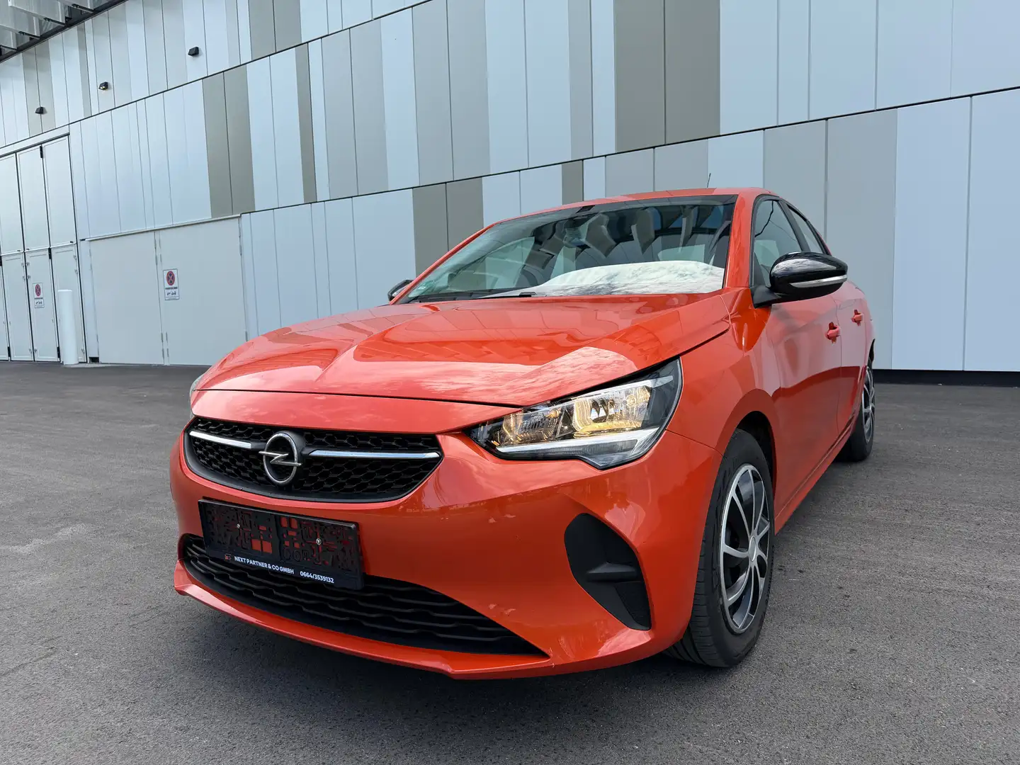 Opel Corsa Edition Orange - 2