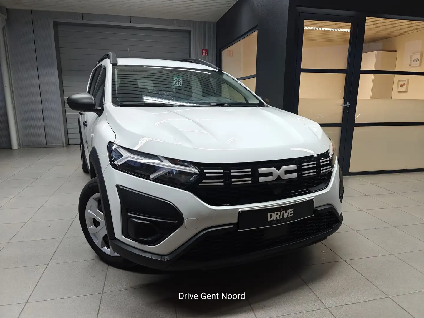Dacia Jogger TCe Essential 5PL *klein schade/dégâts mineurs* Weiß - 2